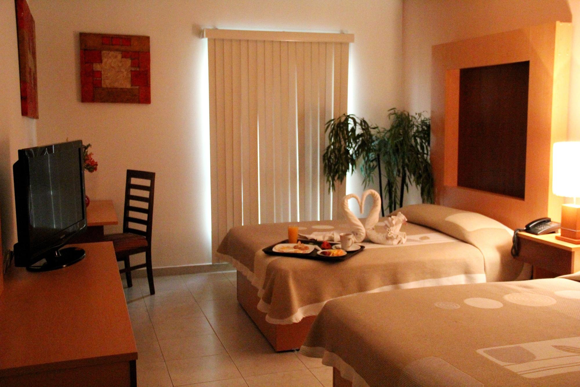 Hotel Real Zapopan Kültér fotó