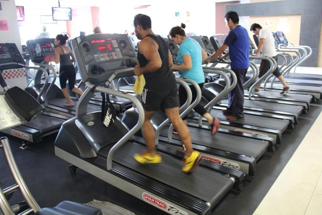 Hotel Real Zapopan Kültér fotó